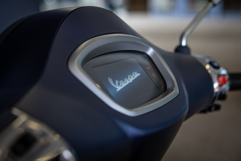 Vespa GTS 300HPE SuperTech RST22 - Blu Energico £750 Saving Upon Registration